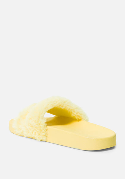 Yellow on sale fenty slides